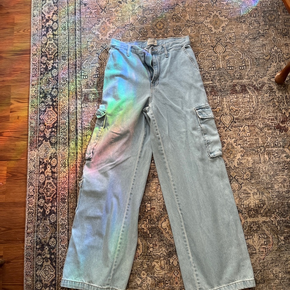 Universal Thread Light Blue Wide-Leg Cargo Jeans